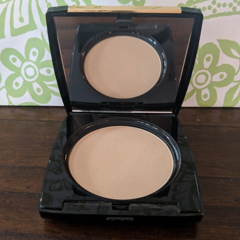 Lancome Dual finish powder